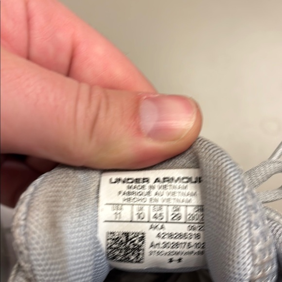 Under Armour Light Gray Running Sneakers - Picture 5 of 6